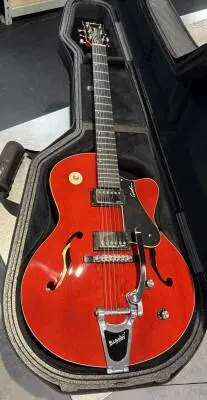 Godin Guitars - G35182